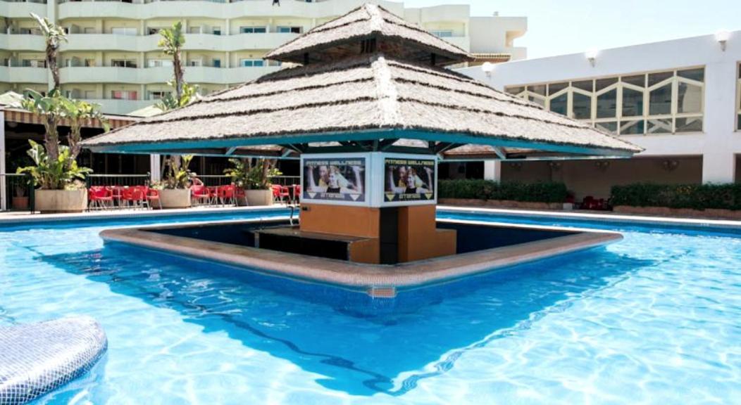 ベナルマデナPrecioso Apartamento Frente Al Mar Benalbeachアパートメント エクステリア 写真