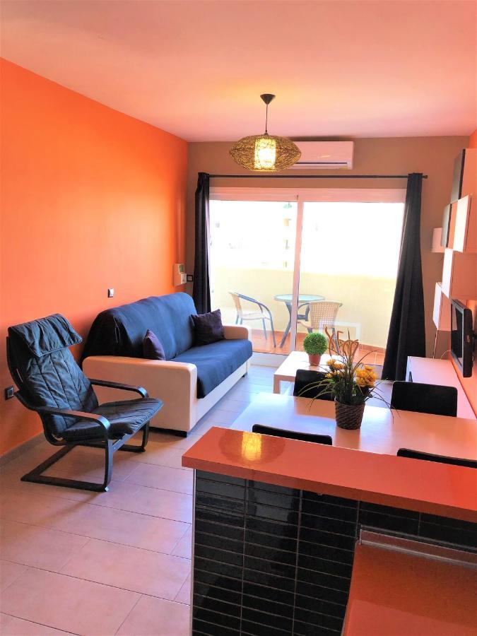 ベナルマデナPrecioso Apartamento Frente Al Mar Benalbeachアパートメント エクステリア 写真