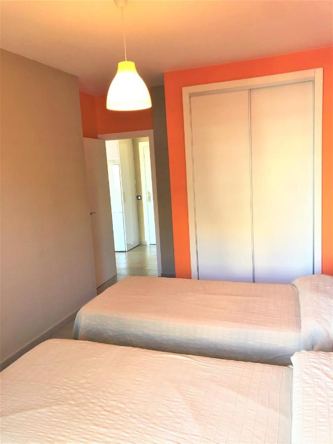 ベナルマデナPrecioso Apartamento Frente Al Mar Benalbeachアパートメント エクステリア 写真